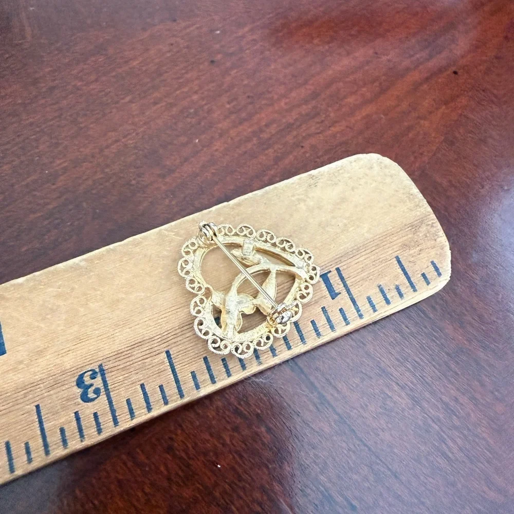 Vintage heart gold